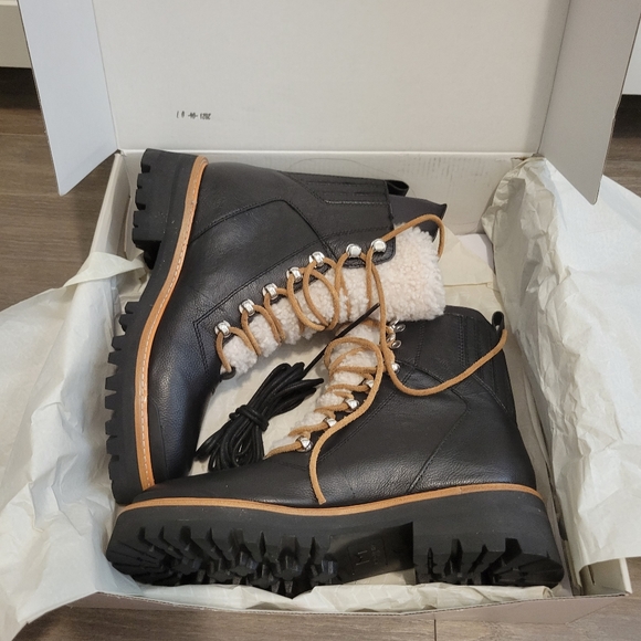 BNIB MARC FISHER Izzie boots (size 6.5) - Picture 8 of 9